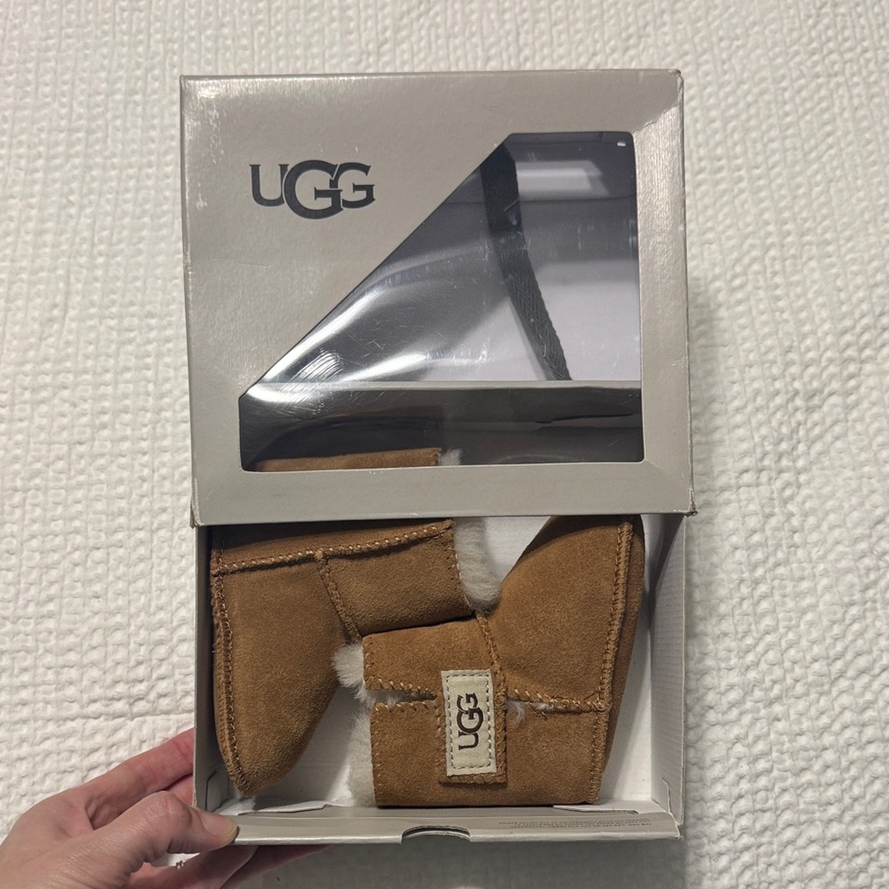 UGG Chestnut Baby Booties